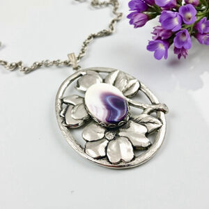 Vintage Pewter Purple White Banded Agate Silver Floral Pendant Necklace.